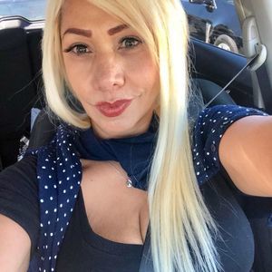 Meet your Posher, Dulce